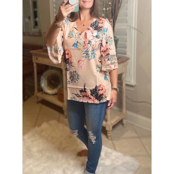 Floral Bell Flare Sleeve Boho Dressy Top 3920 - Picture 4 of 6